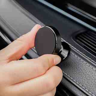 바디공식 각도조절 부착형 차량용 자석거치대, 1개, 블랙